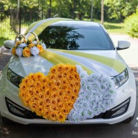 свадебные украшения на машину лимонного цвета